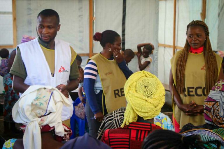 Les équipes de MSF avec les victimes de la violence sexuelle