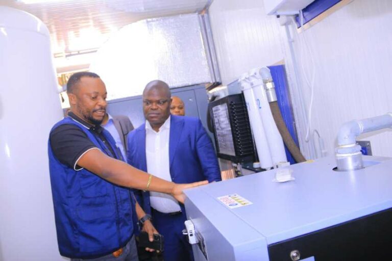 réception provisoire d'une usine de production d’oxygène médical à Kindu