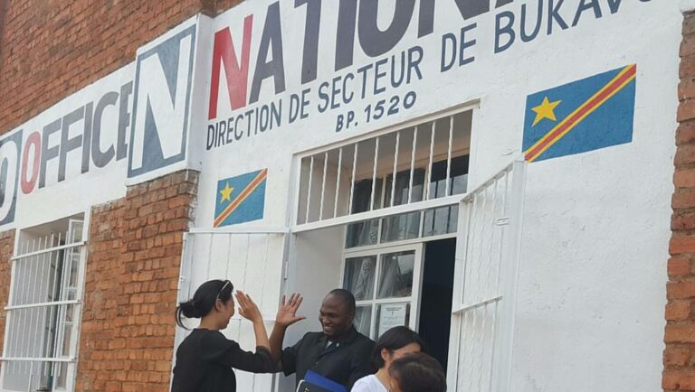 des visiteurs à l'ONAPAC Bukavu
