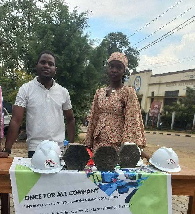 l’entreprise Once for All Company (OFAC)